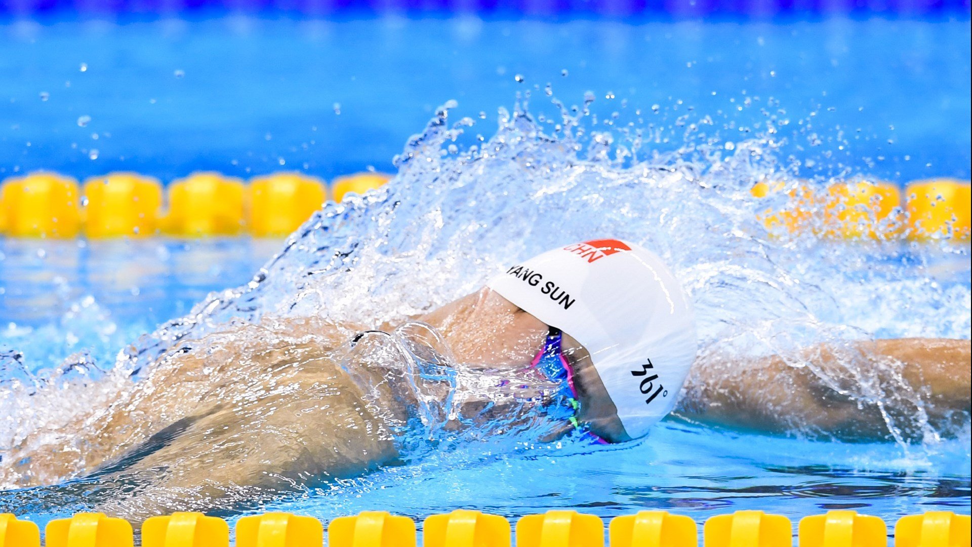 跨界制霸，从国王登基到拉梅洛的F1赛道接管—新时代的统治艺术